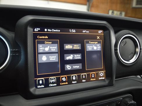 Used 2023 Jeep Wrangler Unlimited Sahara w/ Cold Weather Group image 37