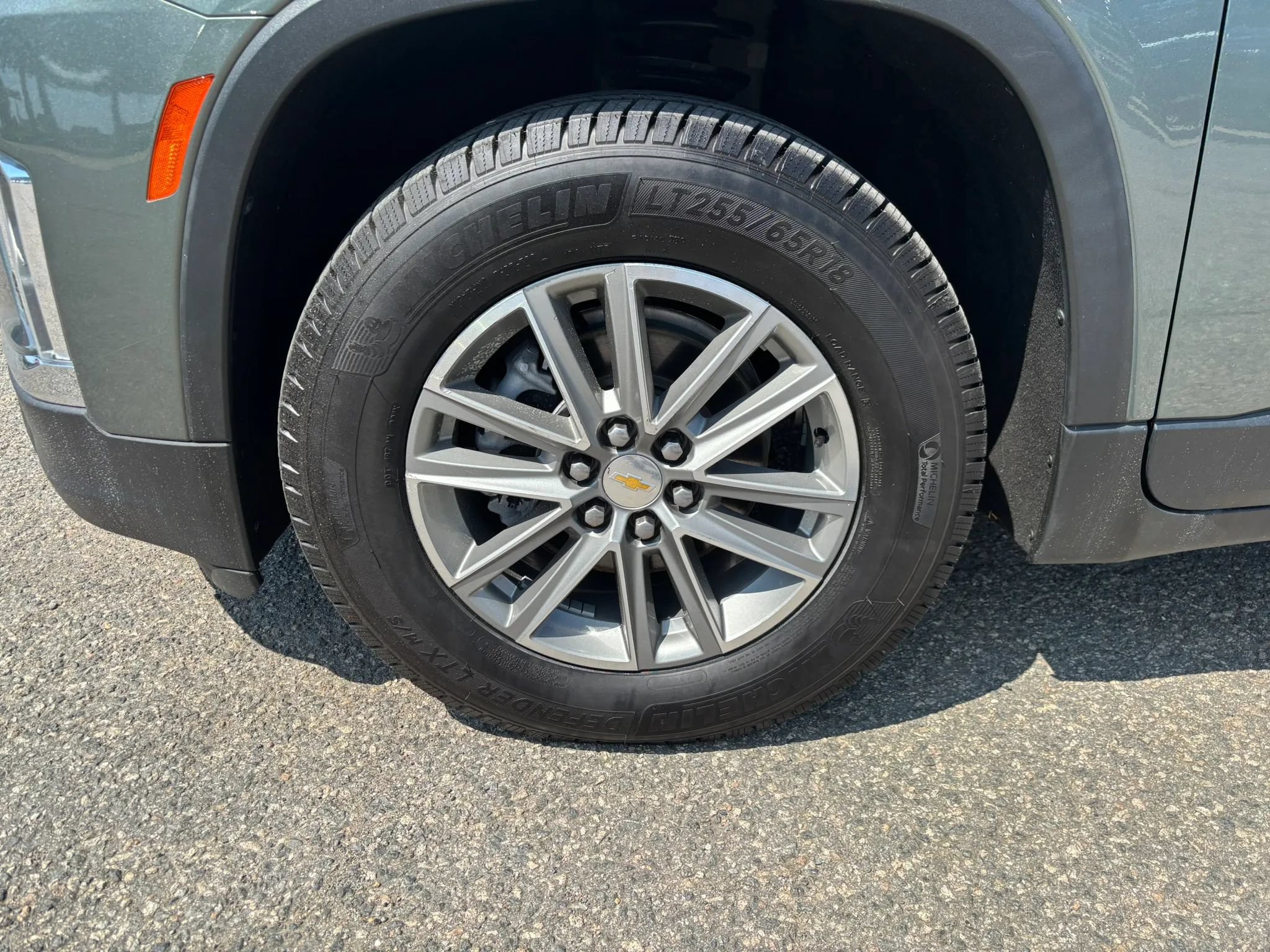 Used 2022 Chevrolet Traverse LT FWD image 10
