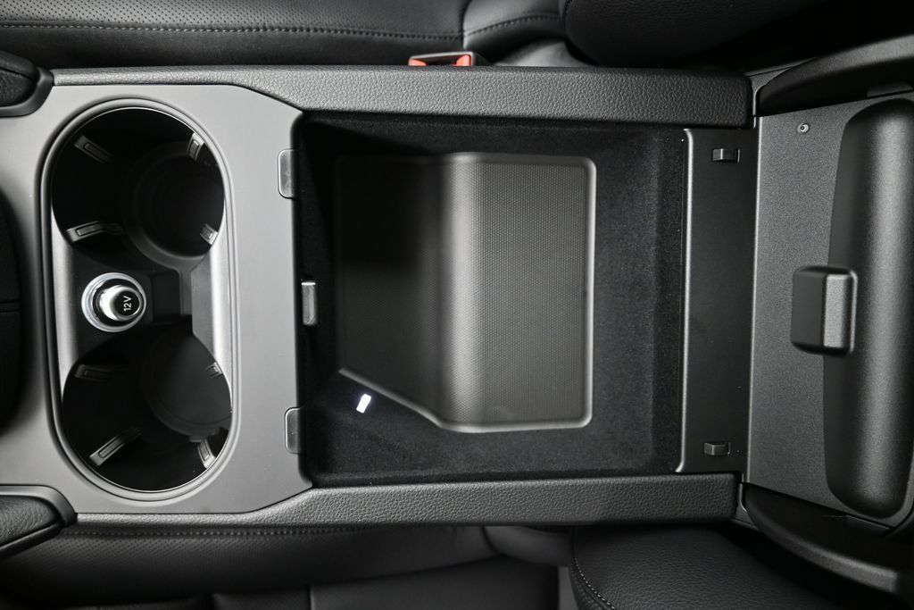 Certified 2026 Porsche Cayenne AWD/4WD image 20