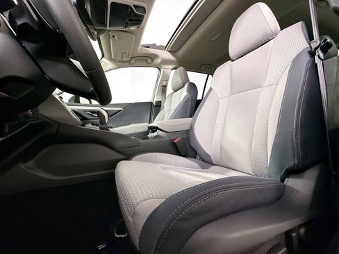 Certified 2025 Subaru Outback Premium w/ Popular Package #1A image 19