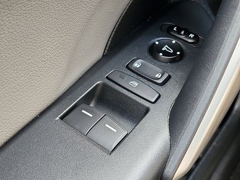 Used 2017 Honda Civic EX-L image 23