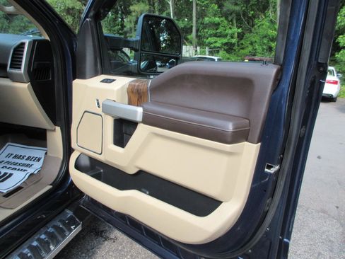 Used 2018 Ford F150 Lariat AWD/4WD image 16