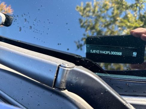 Certified 2023 Acura MDX SH-AWD w/ Technology Package image 22