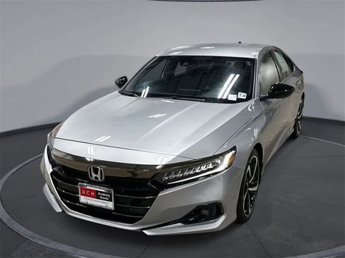 Used 2022 Honda Accord Sport image 1