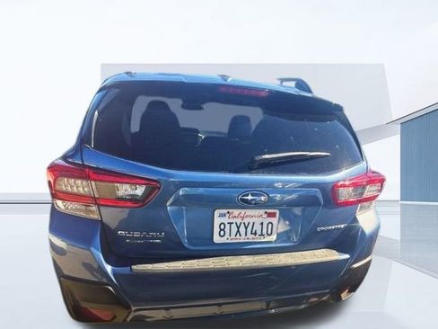 Used 2023 Subaru Crosstrek 2.0i Premium image 5