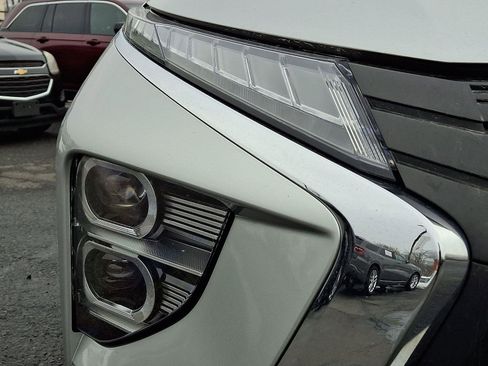 Used 2022 Mitsubishi Eclipse Cross SE image 9