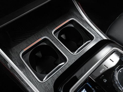 Used 2023 BMW i7 xDrive60 image 68