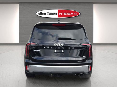 Used 2024 Kia Telluride SX w/ Towing Package image 13