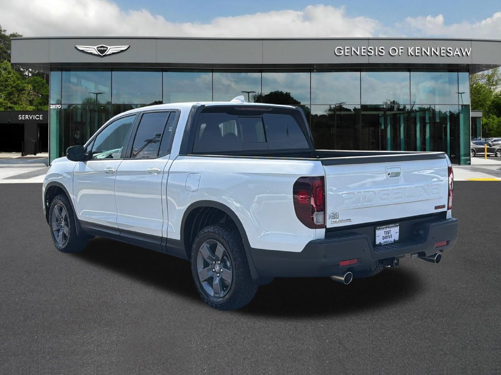 Used 2025 Honda Ridgeline TrailSport image 6
