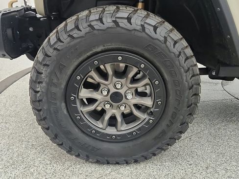 Used 2022 Jeep Wrangler Unlimited Rubicon w/ Trailer Tow Package AWD/4WD image 20