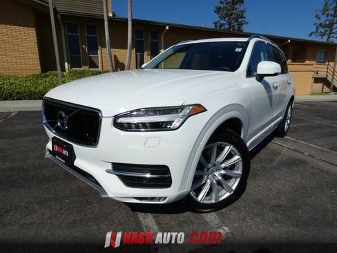 Used 2016 Volvo XC90 T6 Momentum w/ Momentum Plus Package AWD/4WD image 15