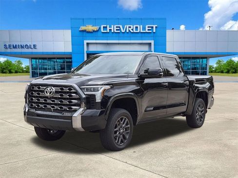 Used 2025 Toyota Tundra Platinum AWD/4WD image 2