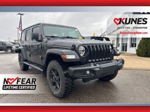Used 2020 Jeep Wrangler Unlimited Sport image 4