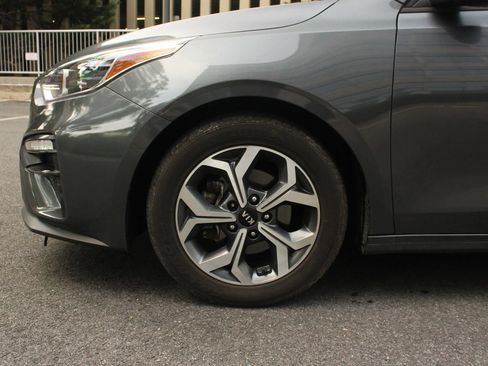 Used 2021 Kia Forte LXS FWD image 11