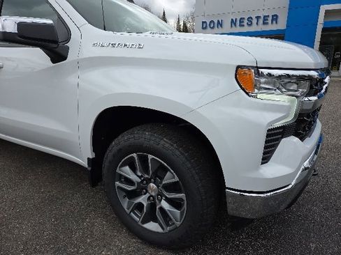 New 2026 Chevrolet Silverado 1500 LT AWD/4WD image 13