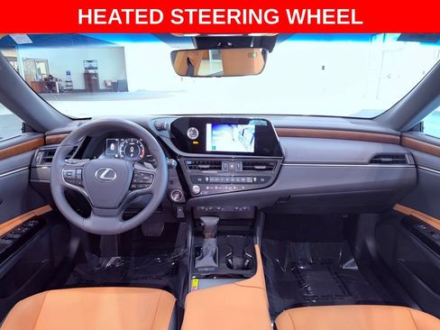 Certified 2025 Lexus ES 350 w/ Premium Package image 12