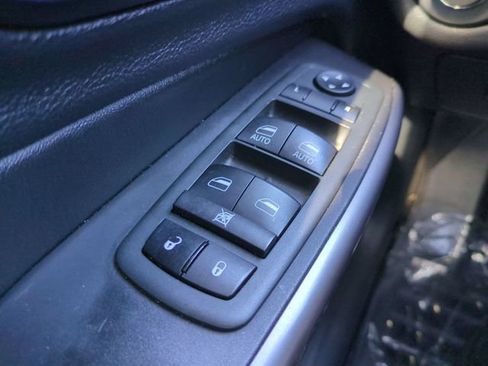 Used 2021 Jeep Cherokee Latitude FWD image 26