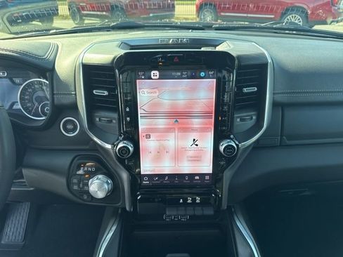 Used 2025 RAM 1500 Laramie image 10