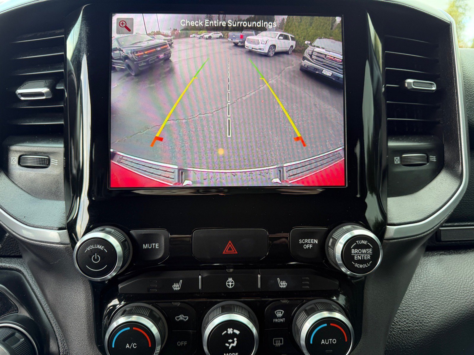 Used 2023 RAM 1500 Big Horn AWD/4WD image 30
