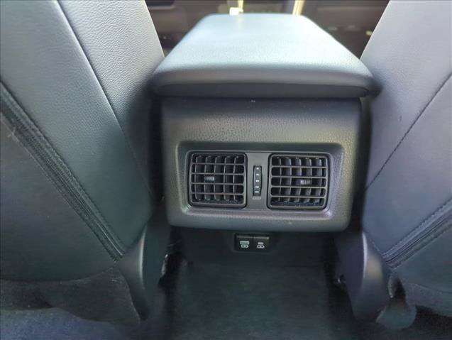 Certified 2025 Toyota Camry SE FWD image 23