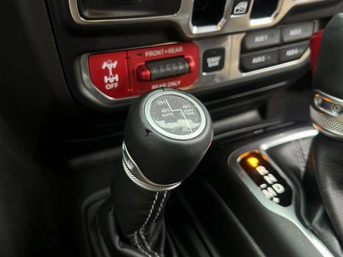 Used 2022 Jeep Wrangler Unlimited Rubicon 4xe w/ Cold Weather Group image 28