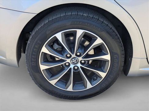 Used 2017 Toyota Avalon XLE FWD image 30