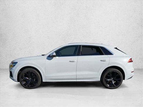 Used 2021 Audi Q8 Premium w/ Convenience Package image 9