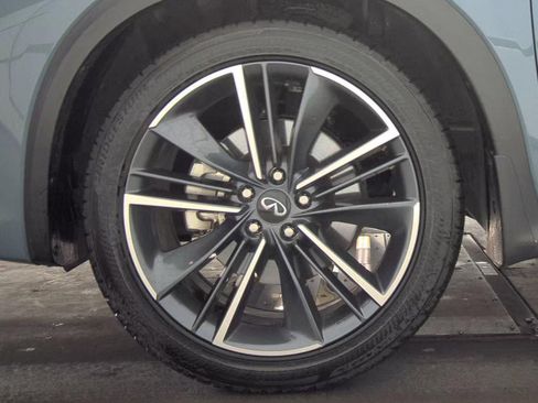 Certified 2025 INFINITI QX55 Essential AWD/4WD image 15