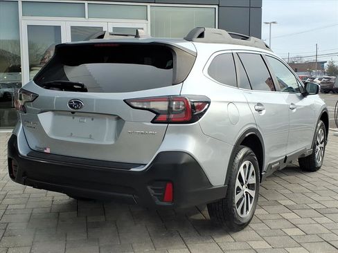 Used 2020 Subaru Outback Premium w/ Popular Package #1 image 3