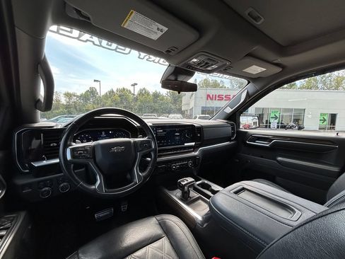 Used 2022 Chevrolet Silverado 1500 RST w/ All Star Edition Plus AWD/4WD image 5
