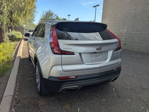 Used 2019 Cadillac XT4 Premium Luxury image 4