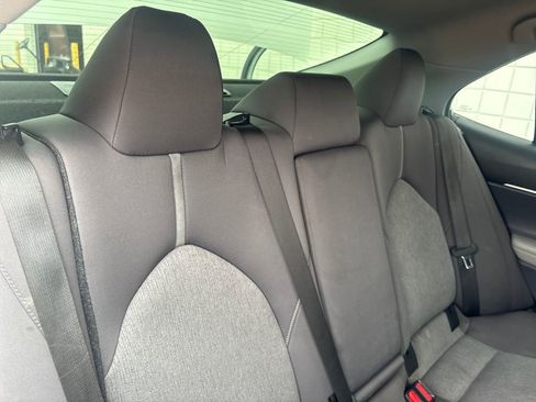 Used 2022 Toyota Camry LE image 26