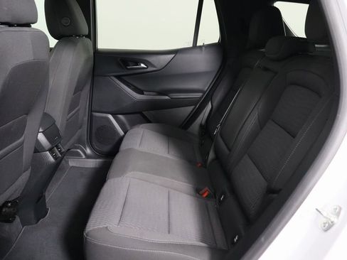 Used 2025 Chevrolet Equinox LT w/ Safety and Technology Package image 17