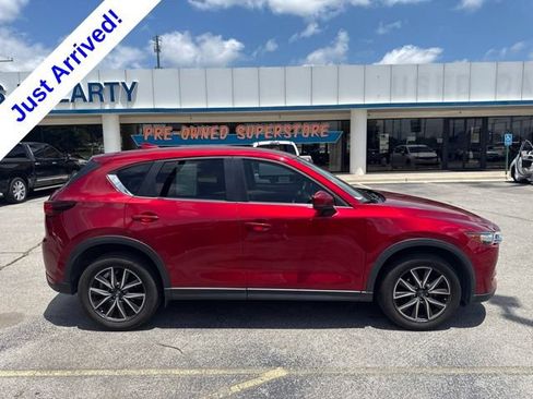 Used 2018 MAZDA CX-5 Touring FWD image 2