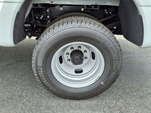 New 2026 Ford F350 XLT image 5