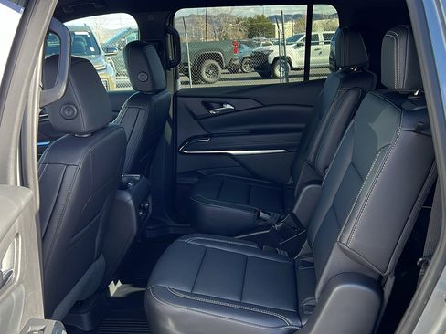 New 2026 Chevrolet Traverse LT w/ Midnight/Sport Edition image 15