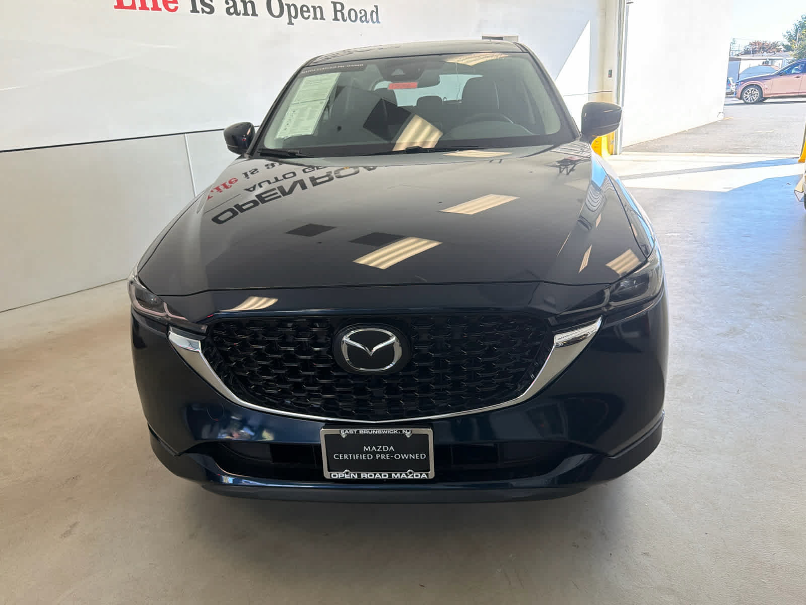Certified 2025 MAZDA CX-5 AWD 2.5 S w/ Preferred Package image 3