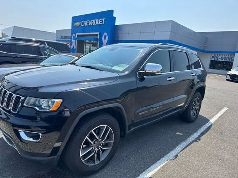 Used 2020 Jeep Grand Cherokee Limited AWD/4WD image 1
