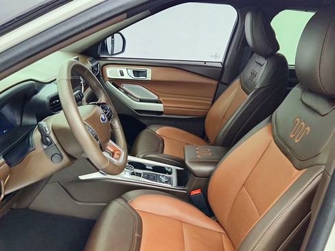 Used 2023 Ford Explorer King Ranch w/ Technology Package AWD/4WD image 21