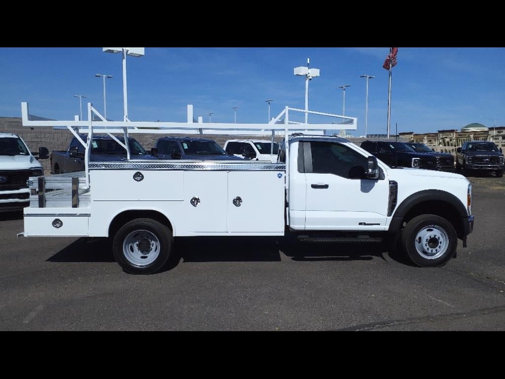 New 2024 Ford F550 2WD Regular Cab Super Duty image 3