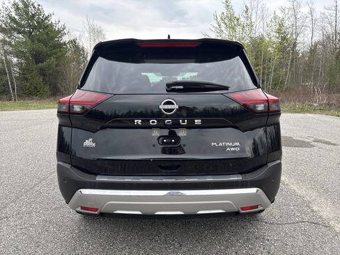 Certified 2023 Nissan Rogue Platinum w/ Platinum Premium Package AWD/4WD image 6