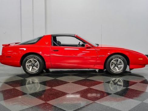 Used 1992 Pontiac Firebird Coupe RWD image 14