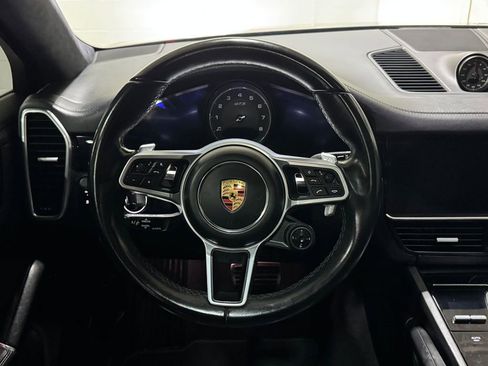 Used 2022 Porsche Cayenne GTS image 13