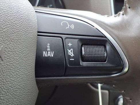 Used 2017 Audi Q5 2.0T Premium image 19