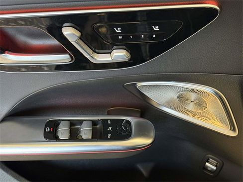 Used 2024 Mercedes-Benz C 300 4MATIC Sedan image 21