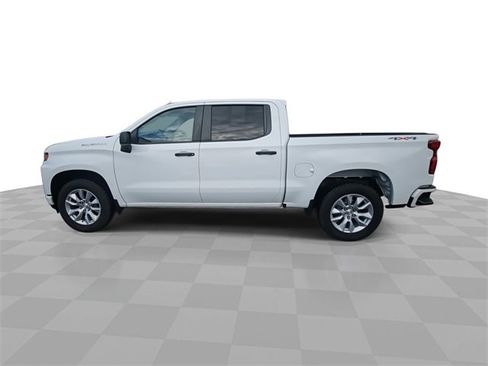 Used 2021 Chevrolet Silverado 1500 Custom image 5