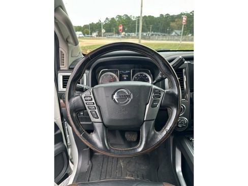 Used 2018 Nissan Titan Platinum Reserve w/ Platinum Utility Package image 19