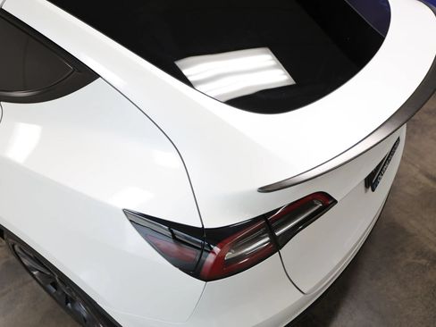 Used 2021 Tesla Model Y Performance AWD/4WD image 20