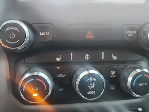 Used 2023 RAM 1500 Big Horn image 13