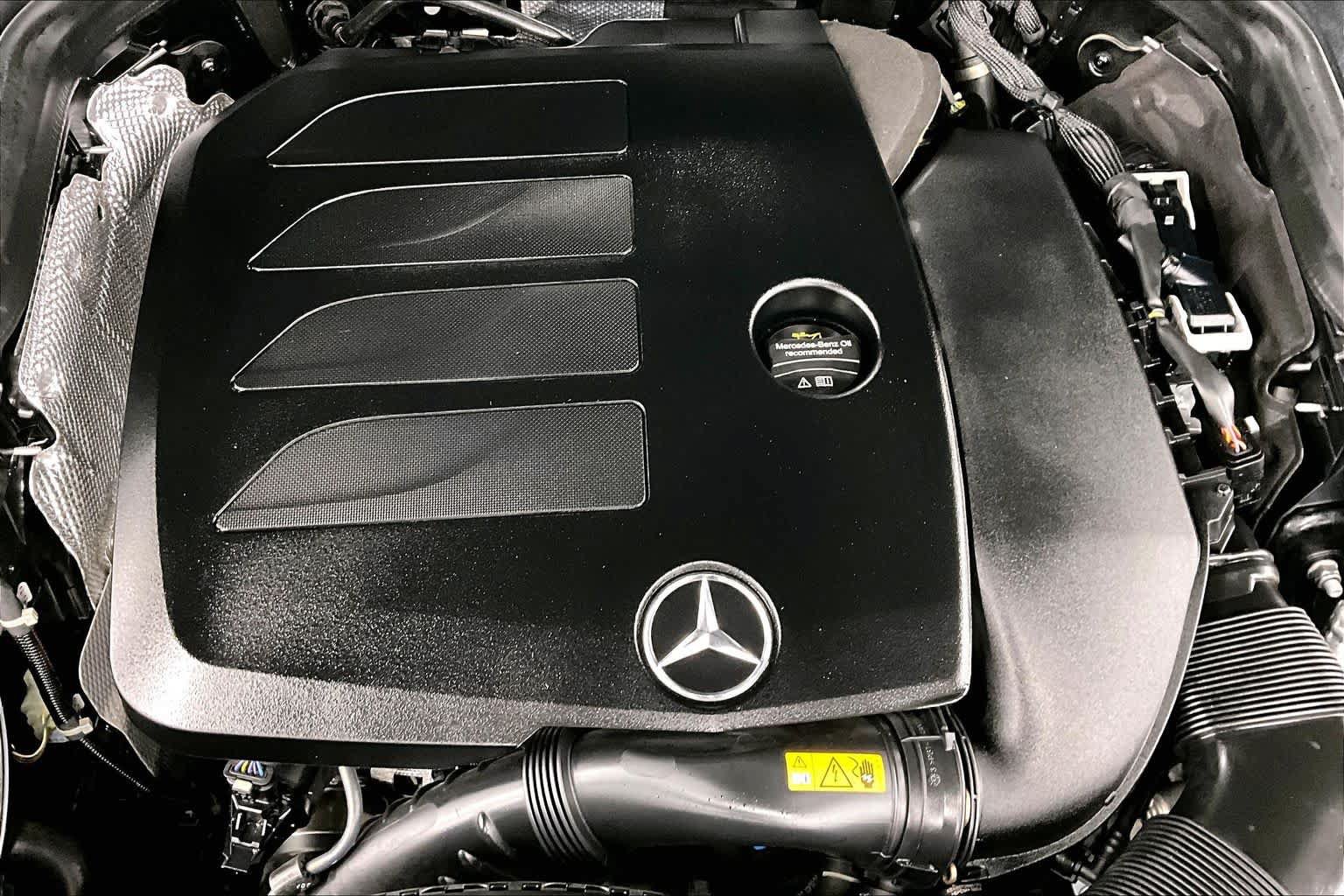 Used 2022 Mercedes-Benz GLC 300 image 32